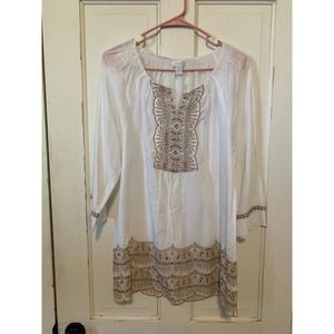 CHICOS White Top with tan details. Size 1. Great condition.